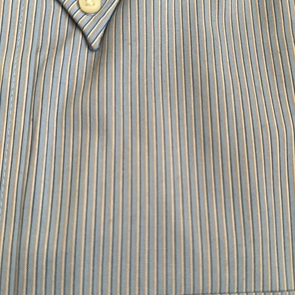 Dockers button down shirt - Picture 3 of 4